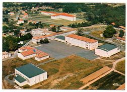33 - Gironde / BLANQUEFORT : Vue Aérienne. Lycées Agricoles. - Blanquefort