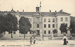 Ref V213- Suisse - Les Verrieres  - Le College - Carte Bon Etat - - Les Verrières