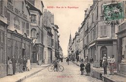 89-SENS- RUE DE LA REPUBLIQUE - Sens