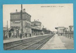 CPA Cheminots Chemin De Fer La Gare SURVILLIERS 95 - Survilliers