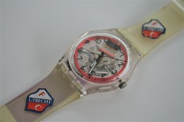 Watches : SWATCH - Swatch The Originals Show With FC Utrecht Logo Nr. : SKK106UTR - Original  - Running - Excelent 1997 - Horloge: Modern