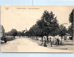 18 - BAUGY -- Place Du Commerce - Baugy