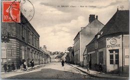 18 - BAUGY -- Rue Du Château - Baugy