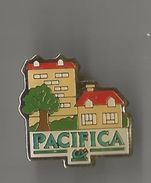 Pin´s Pacifica Crédit Agricole - Banken