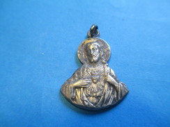 Petite Médaille Religieuse Ancienne/Sacré Coeur De Montmartre/Souvenir/Début XXéme Siécle                CAN424 - Religion & Esotericism