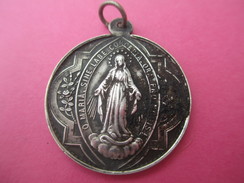 Médaille Religieuse Ancienne/ Ste Anne /Marie Au Berceau/La Vierge Marie/Jerusalem/Fin XIXéme Siécle      CAN428 - Religion & Esotericism