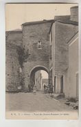 CPA LESCAR (Pyrénées Atlantiques) - Porte Des Anciens Remparts - Lescar