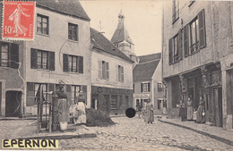 EPERNON  -  Place Des Changes - Epernon