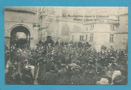 CPA Inventaires En 1906 Manifestation Devant La Cathédrale MOULINS 03 - Moulins