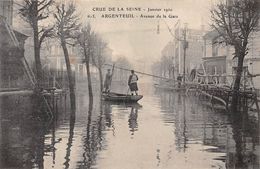 95-ARGENTEUIL- LA CRUE DE LA SEINE , AVENUE DE LA GARE, JANVIER 1910 - Argenteuil