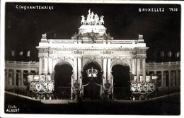 BRUXELLES (1000) - Patriotisme: L'arcade Du Cinquantenaire Décorée Et Illuminée Pour Les Fêtes Du Centenaire (1930). CPA - Brussels By Night