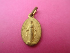 Mini Médaille Religieuse Ancienne / Vierge Marie/ Début XXéme     CAN497 - Religion & Esotericism