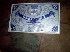 Vieux Papier Etiquette Non Utilisee Eau De Vie Vieille Qualité Superieure - Alcoholen & Sterke Drank