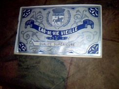 Vieux Papier Etiquette Non Utilisee Eau De Vie Vieille Qualité Superieure - Alcoholes Y Licores