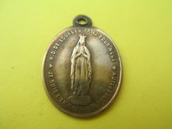 Médaille Religieuse Ancienne /Notre Dame De LOURDES/ Sanctuaire /Fin -XIXéme Siécle    CAN508 - Religion & Esotericism