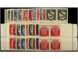 ** FRANCIA. Yv.526/37, 553/64. 1941-42. ESCUDOS. Series Completas En Bloques De Cuatro. LUJO. Yvert.392€. - Autres & Non Classés