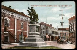 Soldier's Monument  Opera House Sq.  Wisconsin > Oshkosh   Ref 2682 - Oshkosh