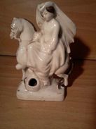 Ancien Encrier Porcelaine Vieux Paris Cavalière Fin XIX ème - Tinteros