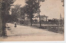 CPA Labastide-St-Pierre - Avenue D'Orgueil (avec Petite Animation) - Labastide Saint Pierre