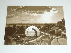 Delcampe - BLOC FEUILLET VIGNETTE ILLUSTRE "BONNE ANNEE 2011" - TIMBRE DE FRANCE NEUF SANS CHARNIERE (C.V Boite) - Unused Stamps