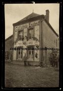INEDIT - BAZANCOURT - DES SOLDATS ALLEMANDS OCCUPENT UN CAFE BILLARD RUE DE LA MAIRIE VERS 1914 - Bazancourt