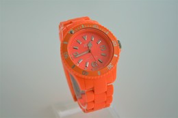 Watches : ICE WATCH  - Color : Orange - Original  - Running - Excelent Condition - Montres Modernes