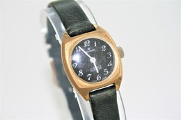 Watches : RODANIA VINTAGE  HAND WIND 17 JEWELS/RUBIS -  Nr. : 8883 - Original  - Running - Excelent Condition - Moderne Uhren