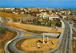 83-FREJUS- VUE AERIENNE, LES ARÊNES ET LES COLONNES ANTIQUES - Frejus