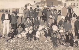 80-CAYEUX-SUR-MER- CARTE PHOTO GROUPE DE LA PLAGE - Cayeux Sur Mer