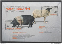 GERMANY, 2016, MNH, ENDANGERED BREEDS, PIGS, SHEEP, S/SHEET - Autres