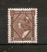 NEW ZEALAND 1935 - 1936 3d SG 561 MOUNTED MINT Cat £12 - Ongebruikt