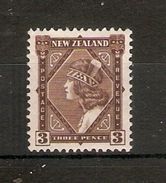 NEW ZEALAND 1935 - 1936 3d SG 561 MOUNTED MINT Cat £12 - Neufs