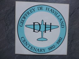 AVIATION Autocollant Geoffrey De Havilland 1882-1982 Centenary ; Ref  714 VP 35 - Pegatinas