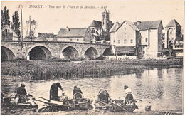 77. MORET. Vue Sur Le Pont Et Le Moulin. 111 (lavandières) - Moret Sur Loing