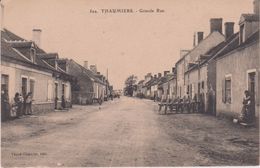 Cher : Thaumiers :  Grande  Rue - Thaumiers