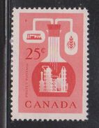 CANADA Scott # 363 Mint Hinged Chemical Industry - Ungebraucht