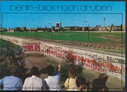 °°° 5115 - GERMANY -  BERLIN - BLICK NACH DRUBEN - 1985 With Stamps °°° - Mur De Berlin
