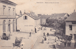 CPA  (88) XERTIGNY Mairie Et Rue De La Gare - Xertigny