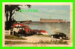 PERCÉ, QUÉBEC - VUE DU ROCHER PERCÉ DU SUD-OUEST - VIEW FROM FERGUSON'S - ANIMÉE VIEILLE VOITURE - PECO - Percé