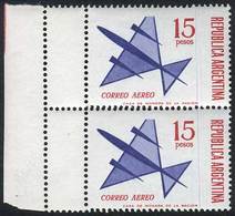 ARGENTINA GJ.1338A, 1965 15P. Stylized Airplane Printed On Chalky Paper, Pair W - Airmail