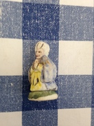 Feve Maurin Santon Roi Mage à Genou 3,6cm - Anciennes