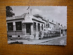 Ormesson-sur-marne , La Poste - Ormesson Sur Marne