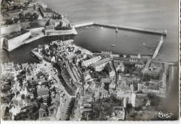 CPSM - FRANCE (56)- LE PALAIS - BELLE -ILE : Vue Aérienne  Vers La Mer , Le Centre Et Le Port -  1954 . - Palais