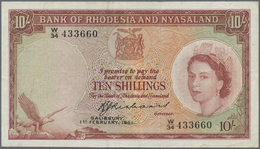 02030 Rhodesia & Nyasaland: 10 Shillings 1961 P. 20b, Used With  Folds, No Holes Or Tears, Still Strongness In Paper And - Rhodésie