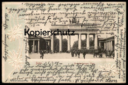 ALTE PRÄGE POSTKARTE BERLIN BRANDENBURGER THOR Tor Parade Passepartout Postcard Ansichtskarte AK Cpa - Porte De Brandebourg