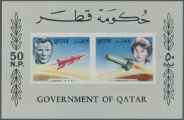 ** Katar / Qatar: 1966. NOT-ISSUED Souvenir Sheet "Soviet Cosmonauts And Space Vehicles" Showing A Se-tenant Pair "Jurij - Qatar