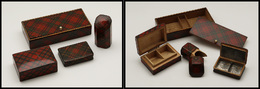 Boîte Mauchline. Ensemble De 4 Boîtes Diverses, Formats Et Compartiments Divers. - TB - Stamp Boxes