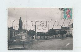 Le Cellier (44) : Le Monument Aux Morts Et La Place Des Acacias Environ 1957 PF - Le Cellier