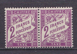 N°42 Taxes 2f Violet: Une Paire De 2  Timbres Neuf Sans Charnière Impeccable - 1859-1955 Mint/hinged