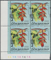 ** Thematik: Flora, Botanik / Flora, Botany, Bloom: 1981, Guyana. Shifted Surcharge $7.20 On 3c In A Corner Block Of 4 S - Altri & Non Classificati